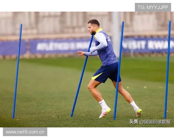 莱万特本赛季门框命中次数已达15次